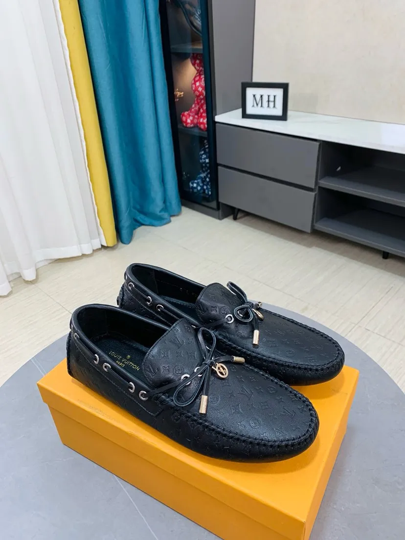 Men's men's shoes 💰458🌹🌹 Comes with full packaging [Louis Vuitton] LV Doudou shoe series, the leather materials used are all imported cowhide embossed 🐂The design is luxurious and elegant, perfectly interpreting the brand's luxury style 💪The upper is made of cowhide with imported genuine leather lining, it depends on the quality✅, code number: 38-44